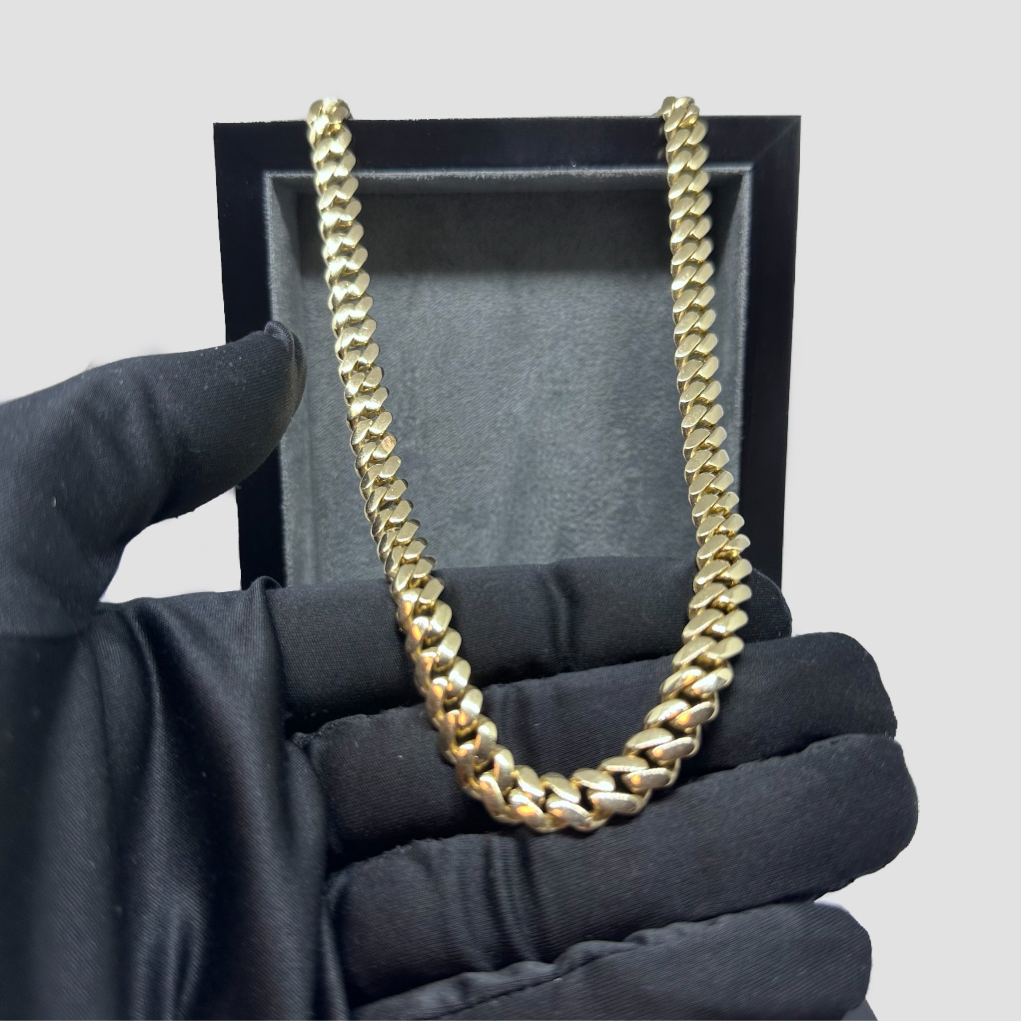 9ct Cuban Link Chain Necklace