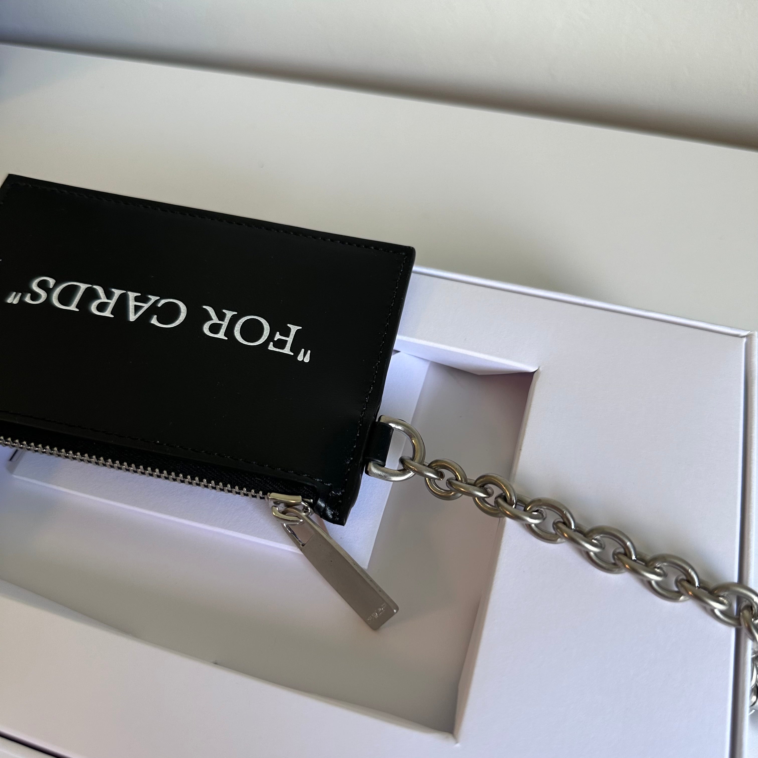 Off-White Quote Bookish Keyring Card Wallet Black