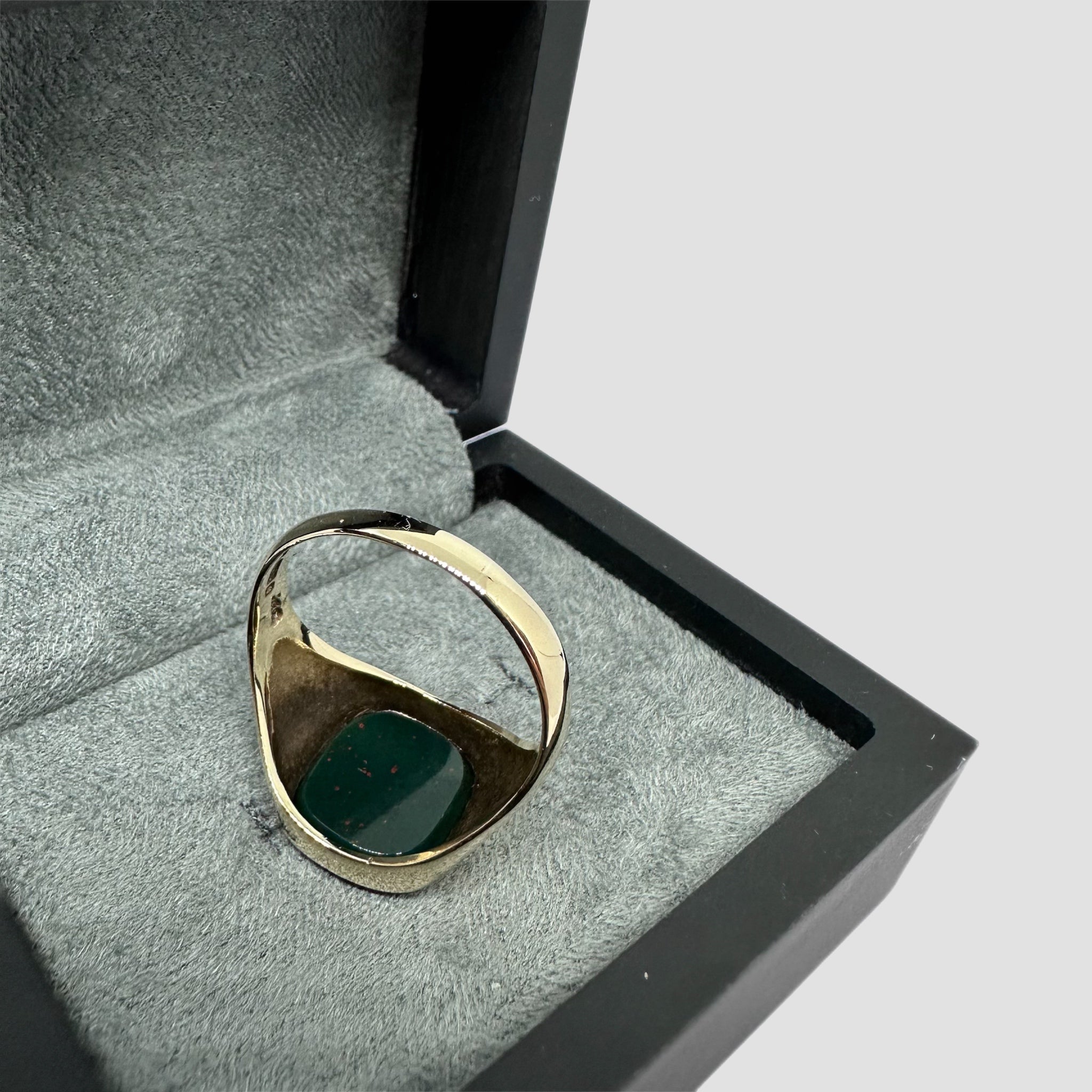 9ct Bloodstone Signet Ring