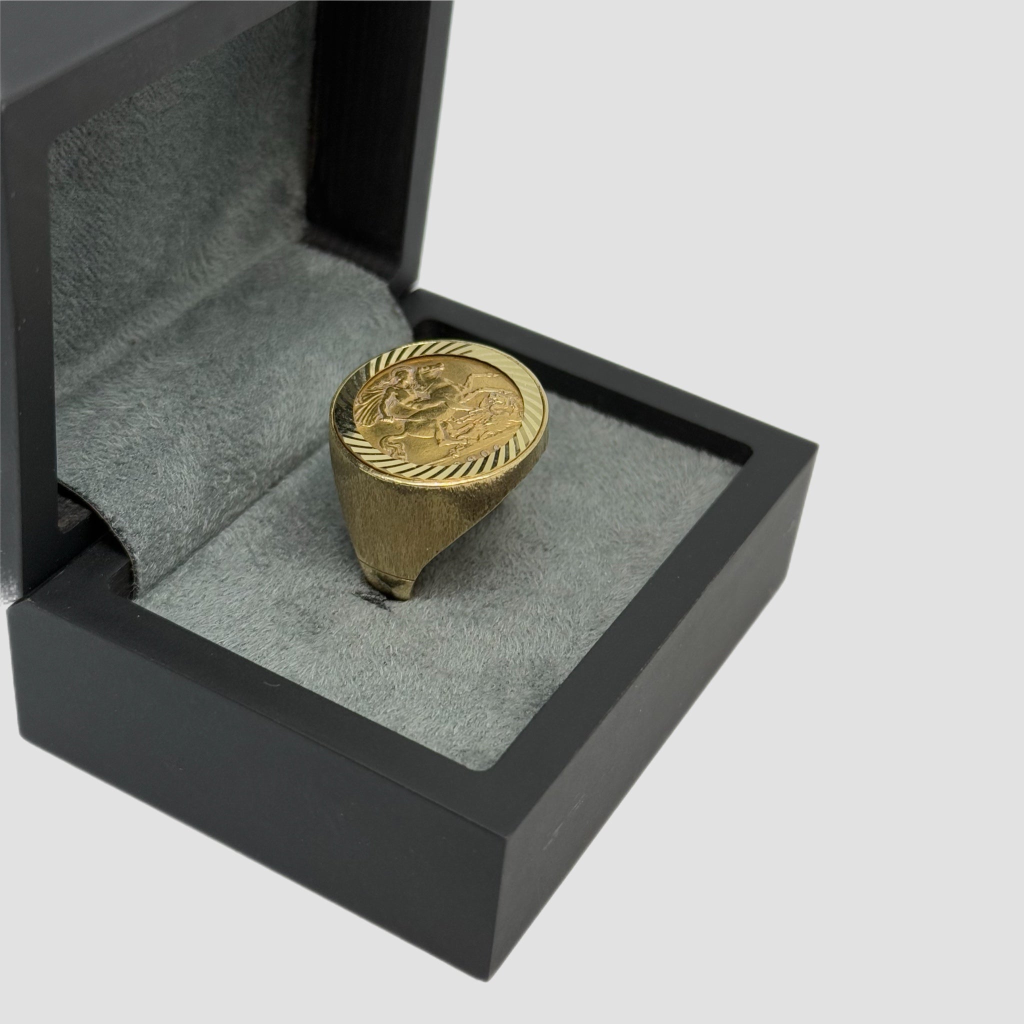 Half Sovereign Ring