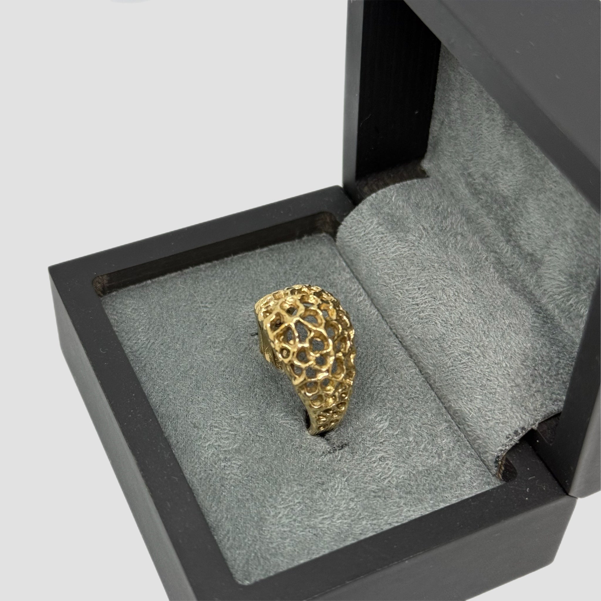 9ct Nugget Style Ring