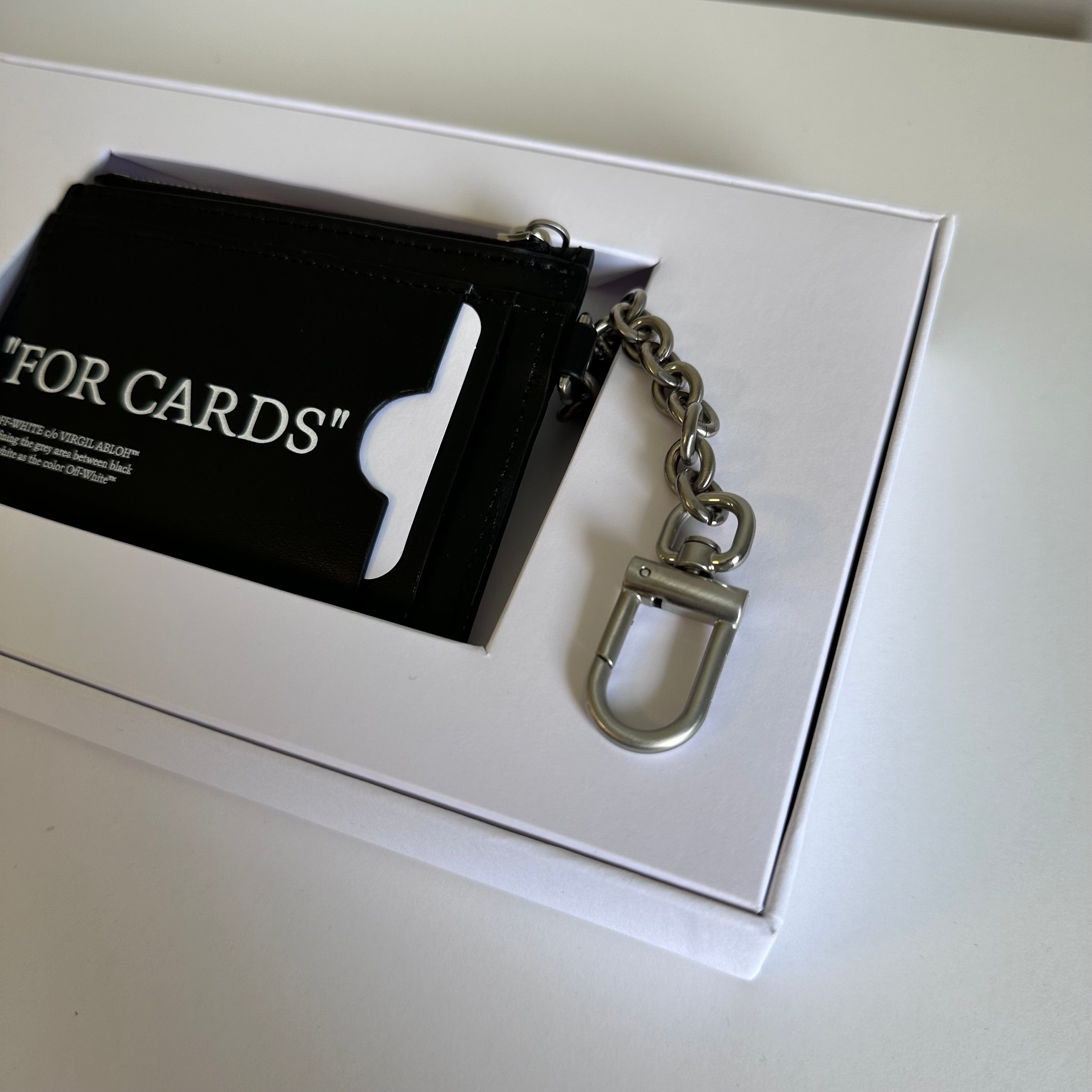 Off-White Quote Bookish Keyring Card Wallet Black