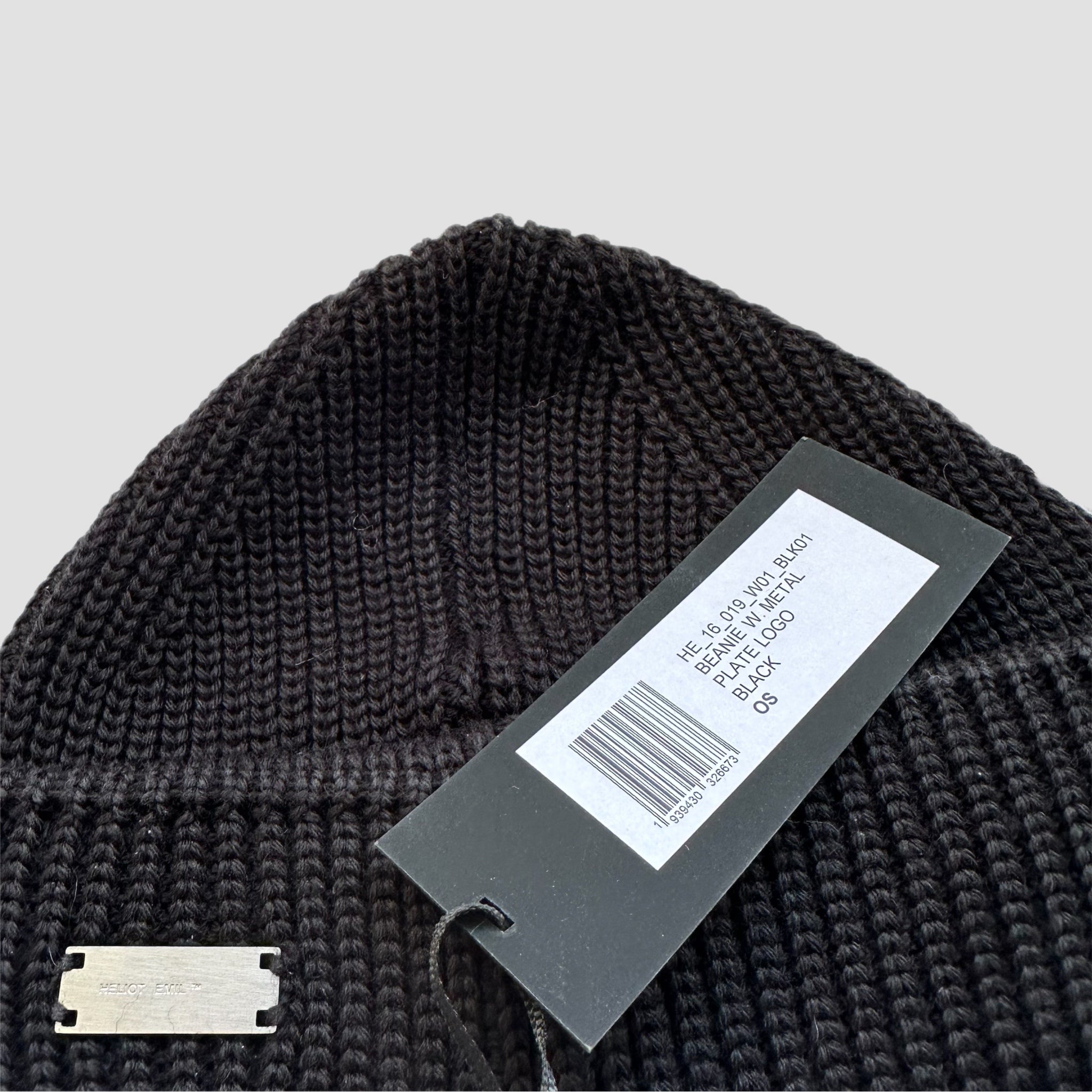 Heliot Emil Beanie With Metal Plate Logo