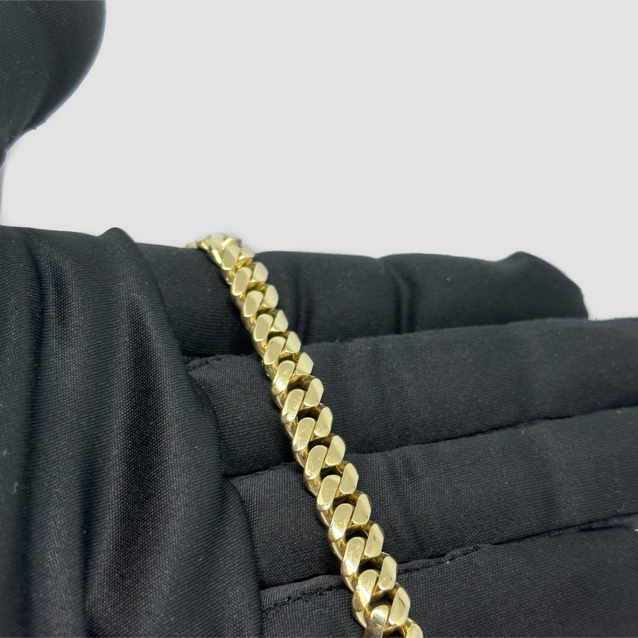 9ct Cuban Link Chain Necklace