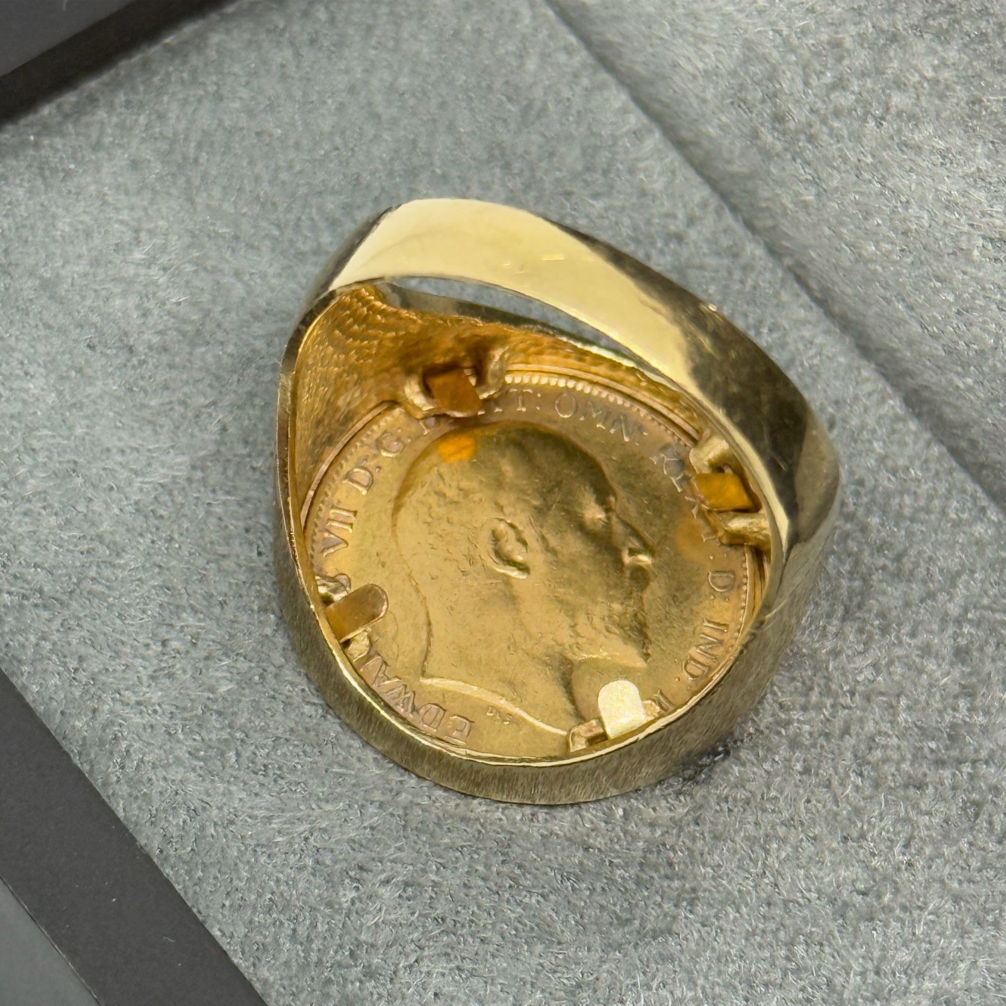 Half Sovereign Ring